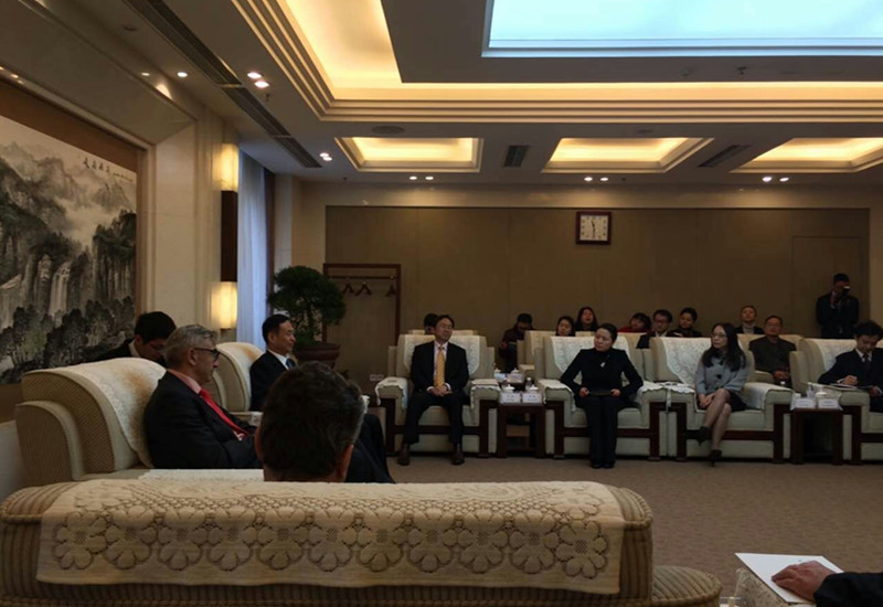 德国副总领事及德国教育届代表2.jpg